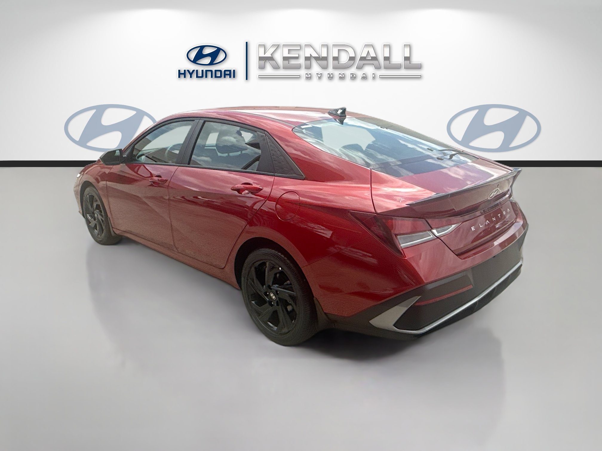 Used 2026 Ultimate Red Hyundai SEL Sport image 4
