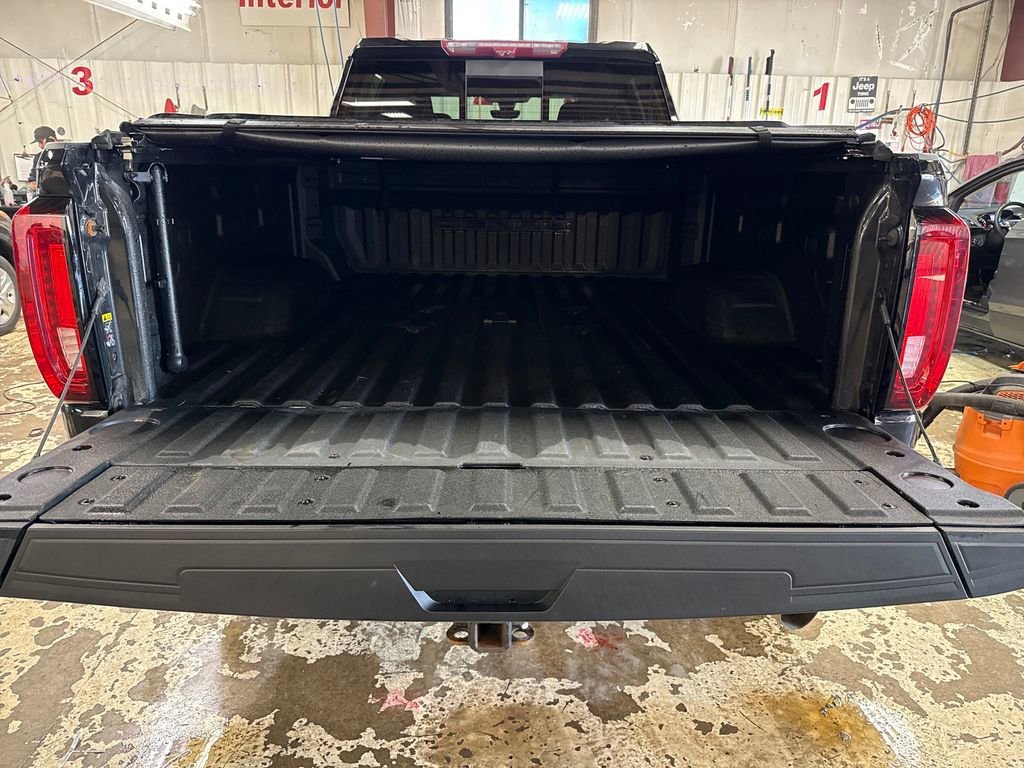 Used 2021 EBONY TWILIGHT METALLIC GMC Denali image 22
