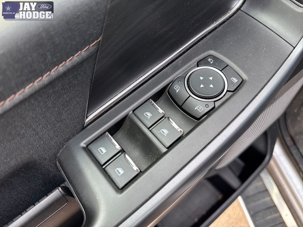 Used 2025 Silver Ford Lariat image 15