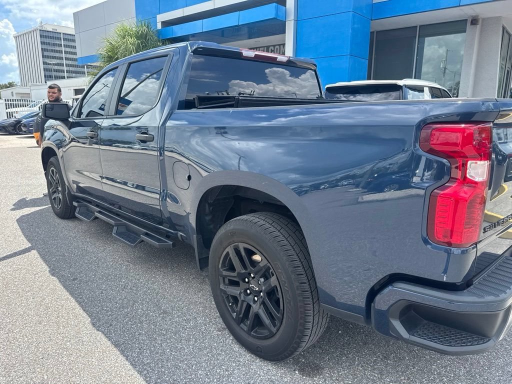 Used 2023 NORTHSKY BLUE METALLIC Chevrolet Custom image 9