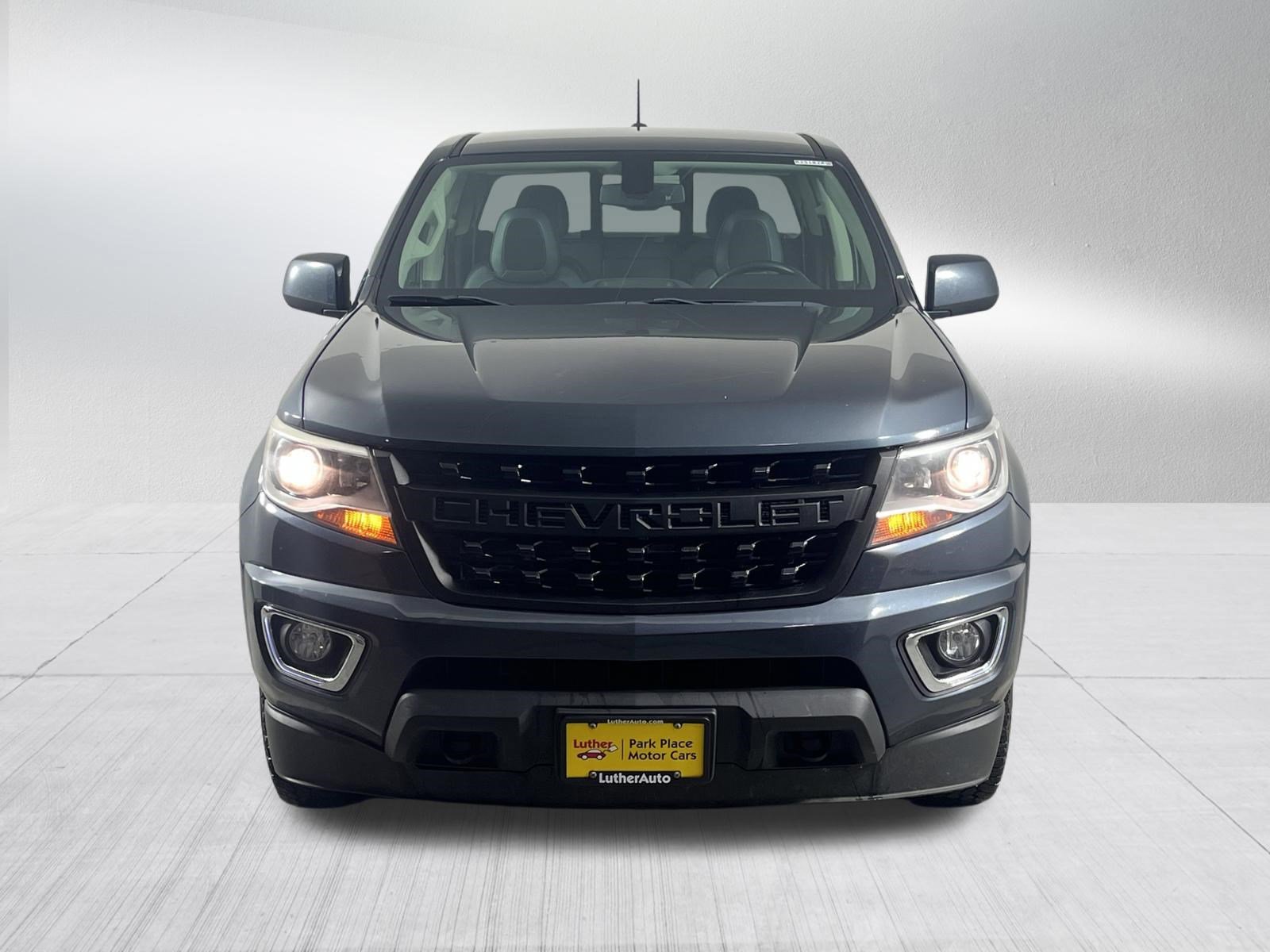 Used 2020 Chevrolet Colorado Z71 with VIN 1GCGTDEN6L1158360 for sale in Brooklyn Center, Minnesota