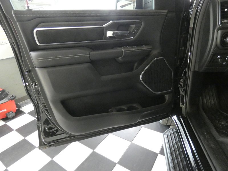 New 2027 Diamond Black Crystal Pearl-Coat Exterior Paint RAM Laramie Crew Cab 5