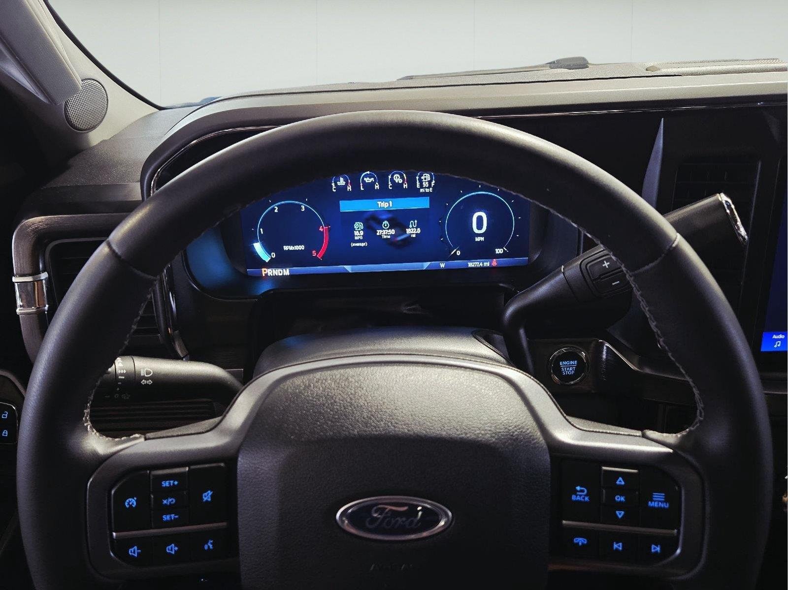 Used 2025 Oxford White Ford LARIAT image 31