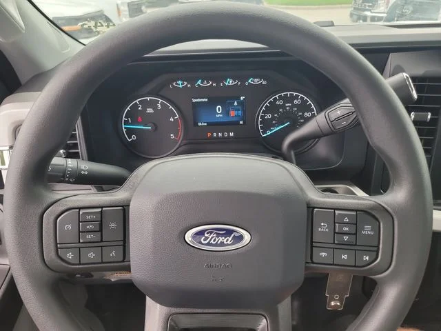 New 2025 Oxford White Ford XL image 23