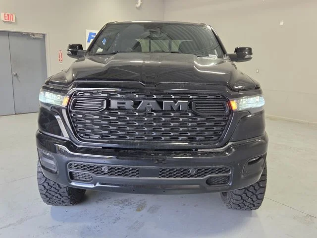 New 2026 Diamond Black Crystal Pearl-Coat Exterior Paint RAM Big Horn/Lone Star image 2