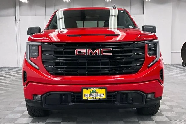 Used 2024 Cardinal Red GMC Elevation image 4