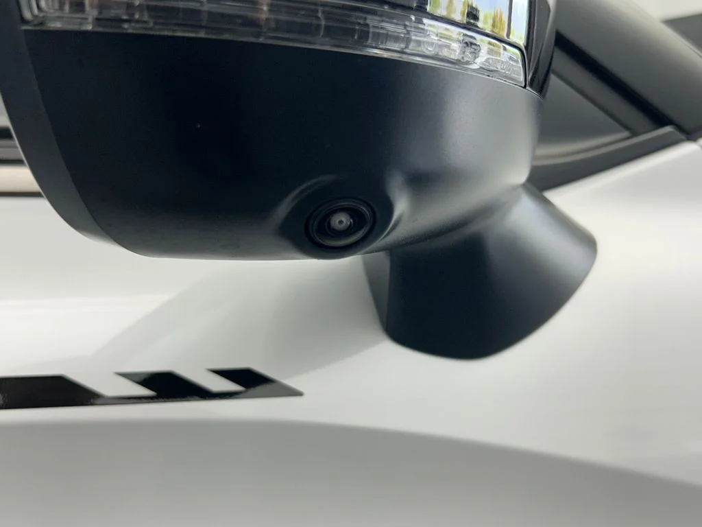 New 2026 White / Black Mitsubishi Trail Edition image 56