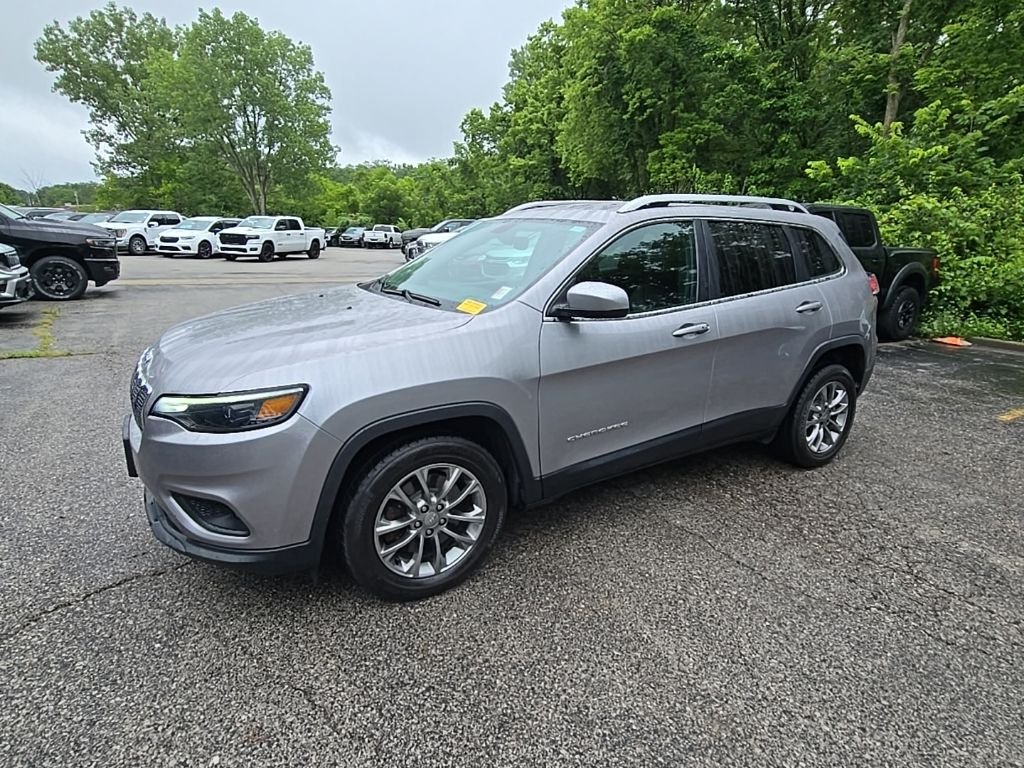 Used 2019 Jeep Cherokee Latitude Plus with VIN 1C4PJLLB5KD272159 for sale in Kansas City