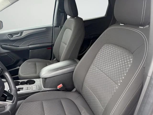 Used 2024 Gray Ford Active image 18