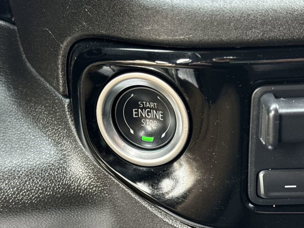 2025 Chevrolet Silverado 2500HD LT - Photo 21
