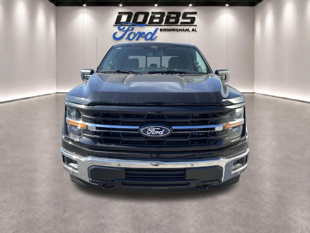 New 2026 Agate Black Metallic Ford XLT image 2