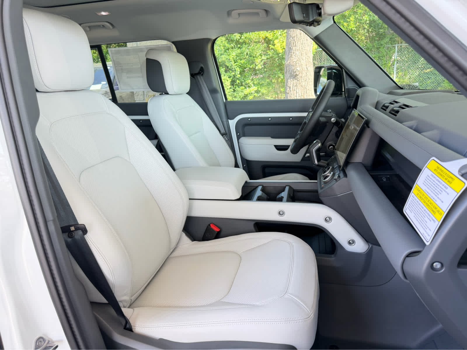 New 2026 Fuji White Land Rover S image 12