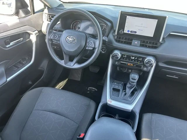 Used 2025 Silver Sky Metallic Toyota XLE image 15