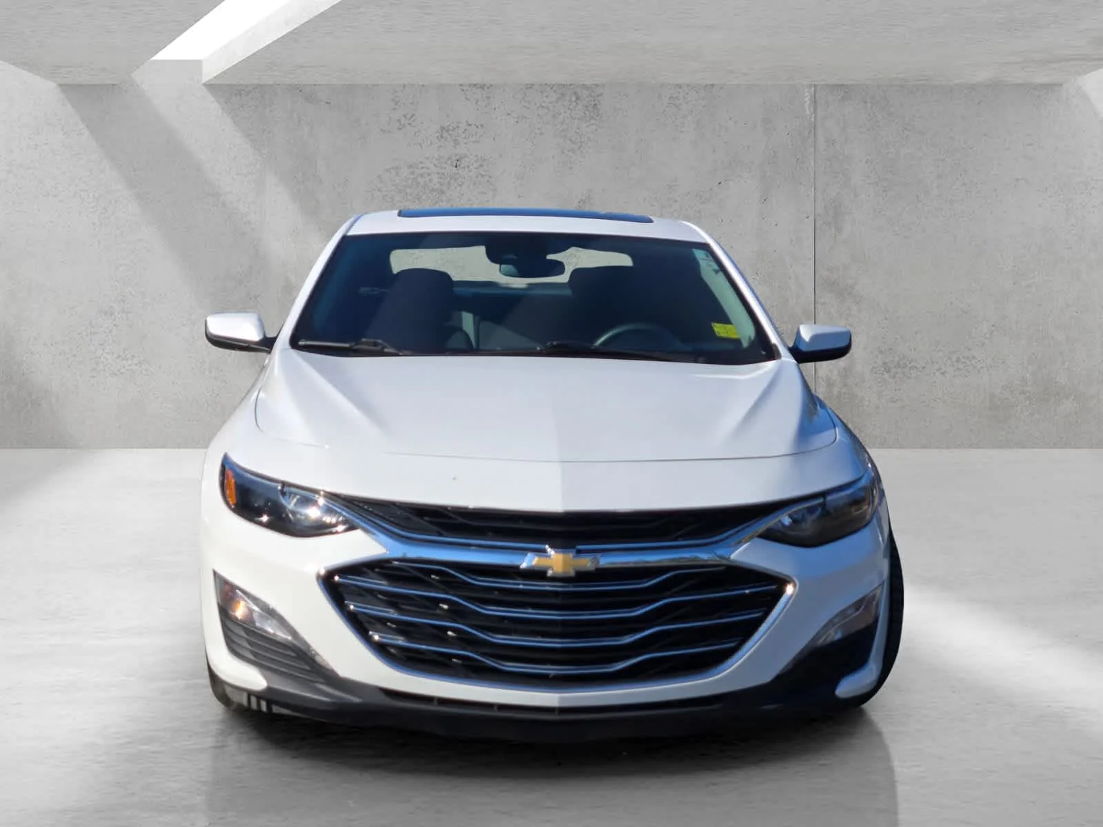 Used 2023 Summit White Chevrolet LT image 2