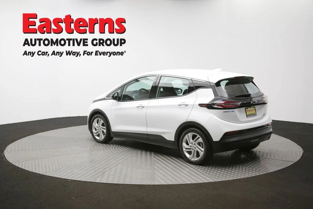 Used 2023 White Chevrolet 1LT image 63