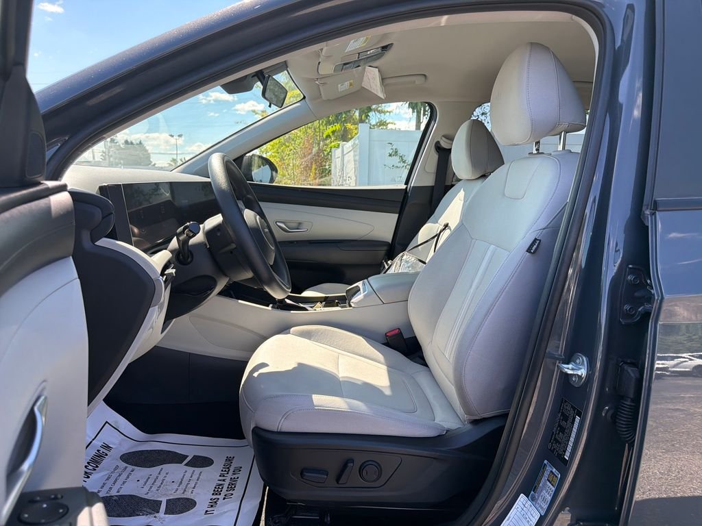 Used 2025 Ecotronic Gray Hyundai SEL image 11
