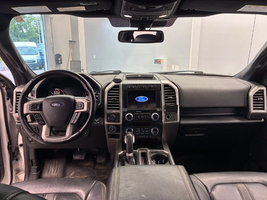 Used 2019 White Ford Platinum image 10