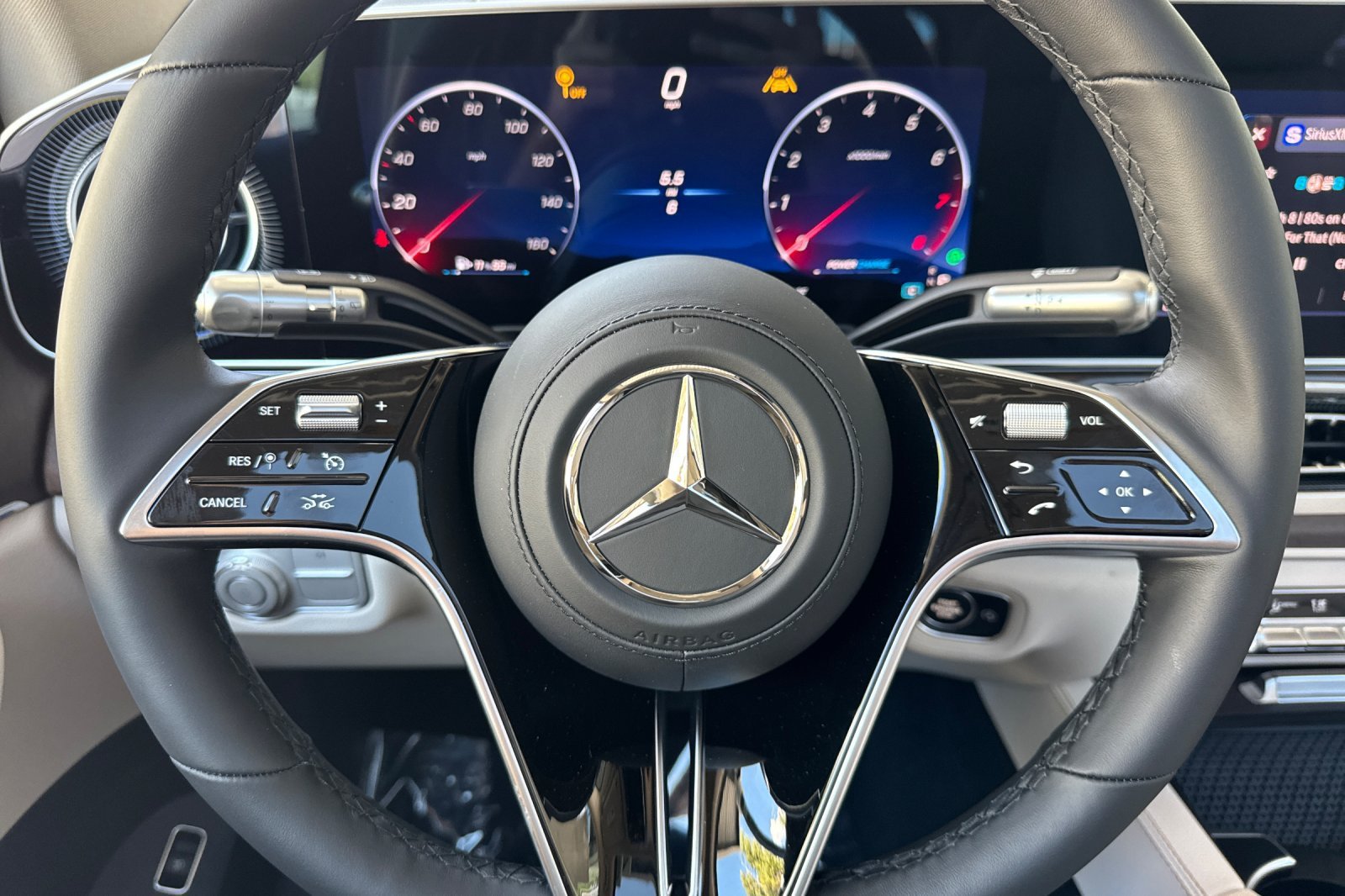 New 2027 Polar White Mercedes-Benz GLS 450 image 21