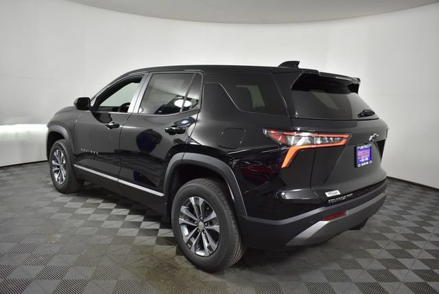 New 2027 Mosaic Black Metallic Chevrolet LT image 6