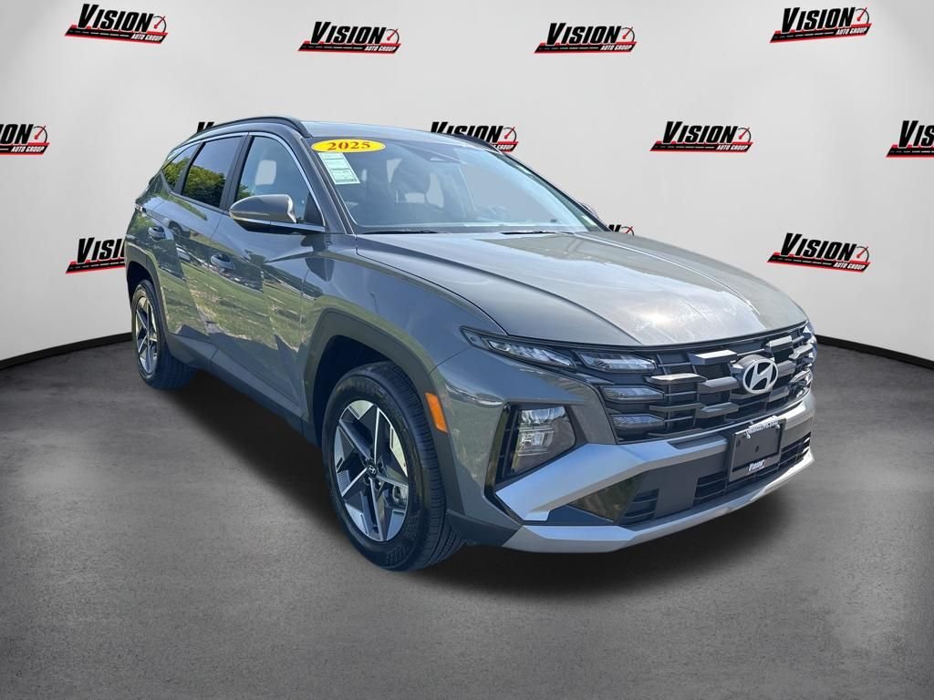 Certified Used 2025 Gray Hyundai SEL Convenience image 7
