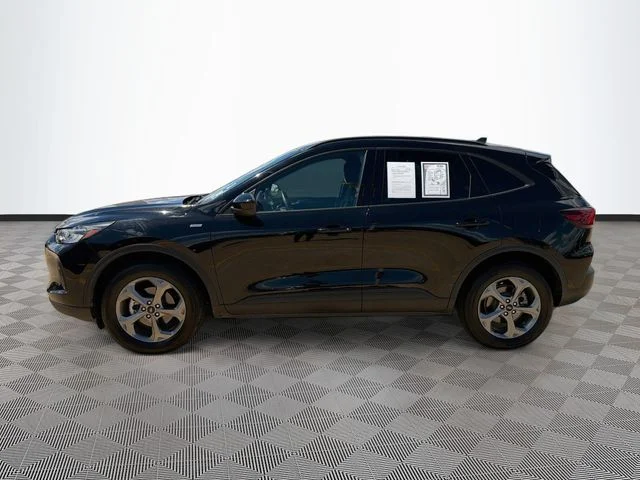 Used 2025 Black Ford ST-Line Select image 4
