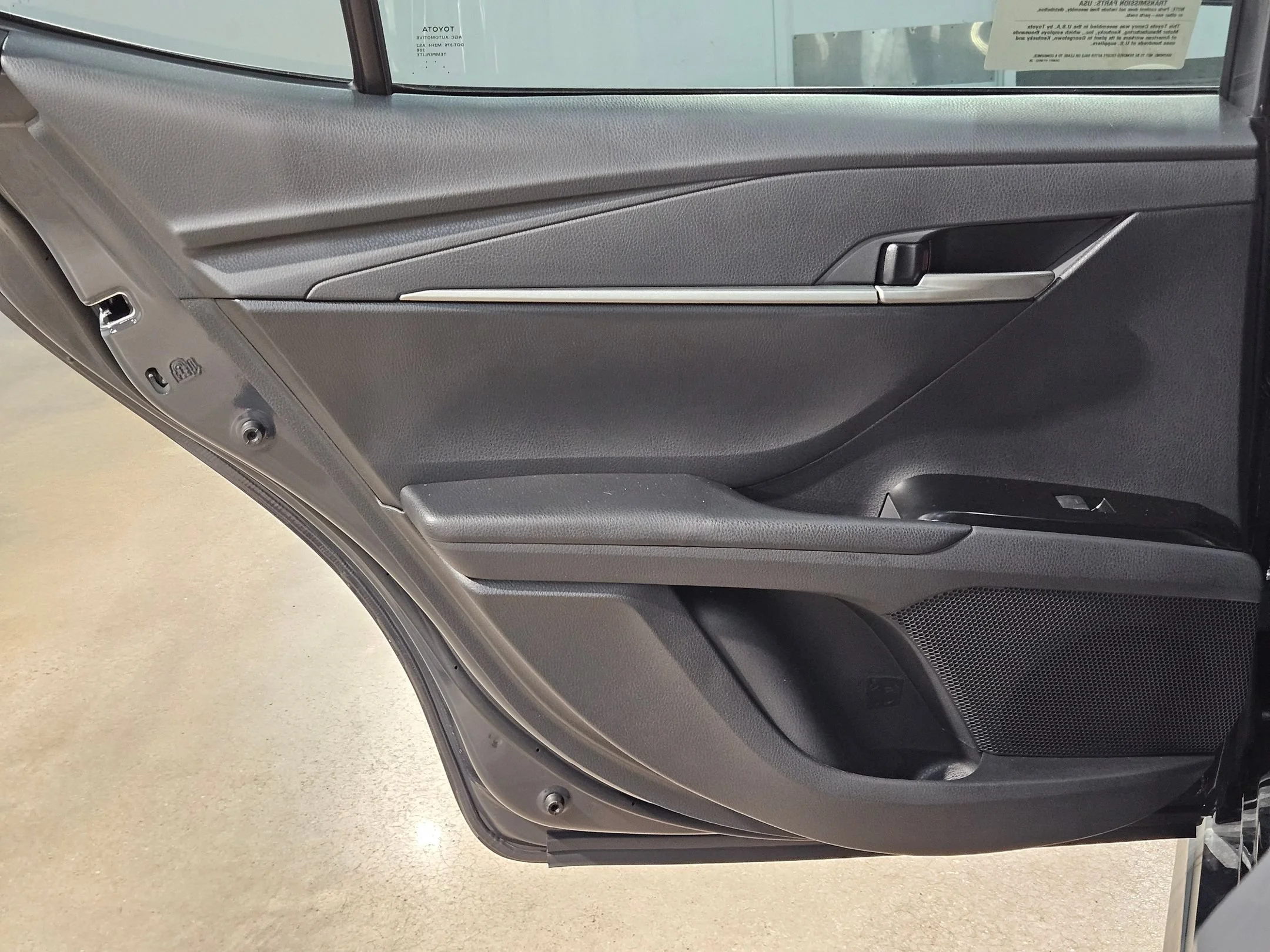 2026 Toyota Camry SE - Photo 37