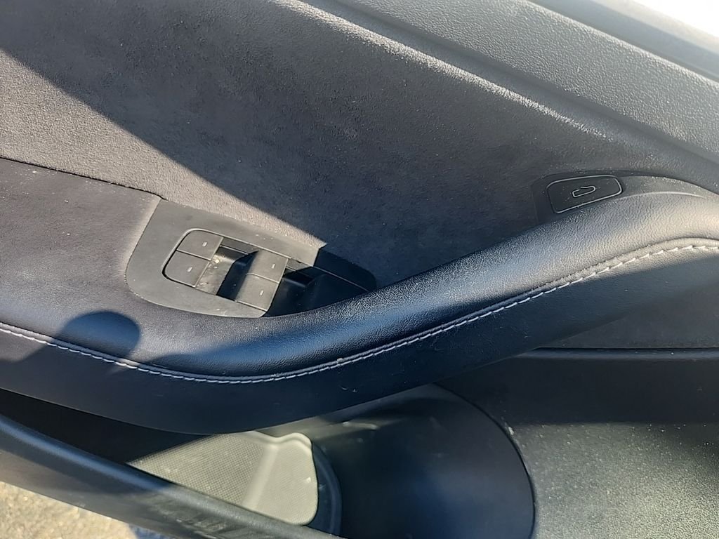 Used 2023 Blue Tesla Base image 25