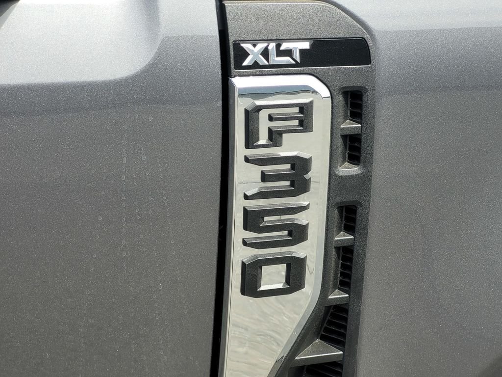 New 2026 Carbonized Gray Metallic Ford F-350® XLT image 5
