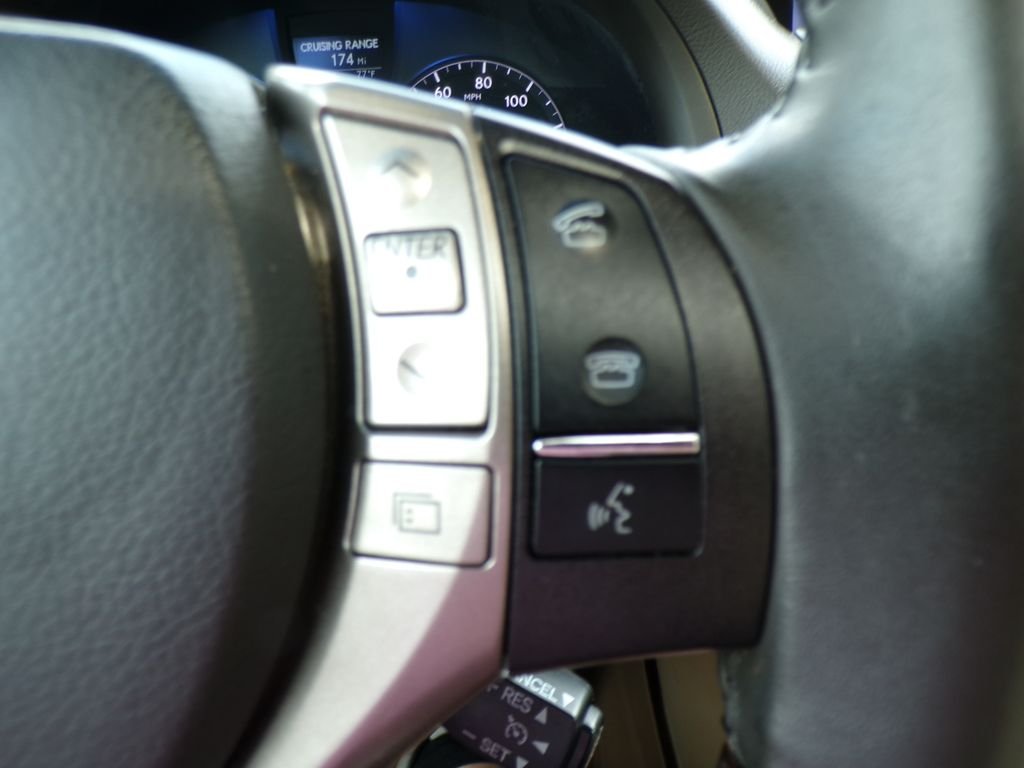Used 2015 Gray Pearl Lexus 350 image 20