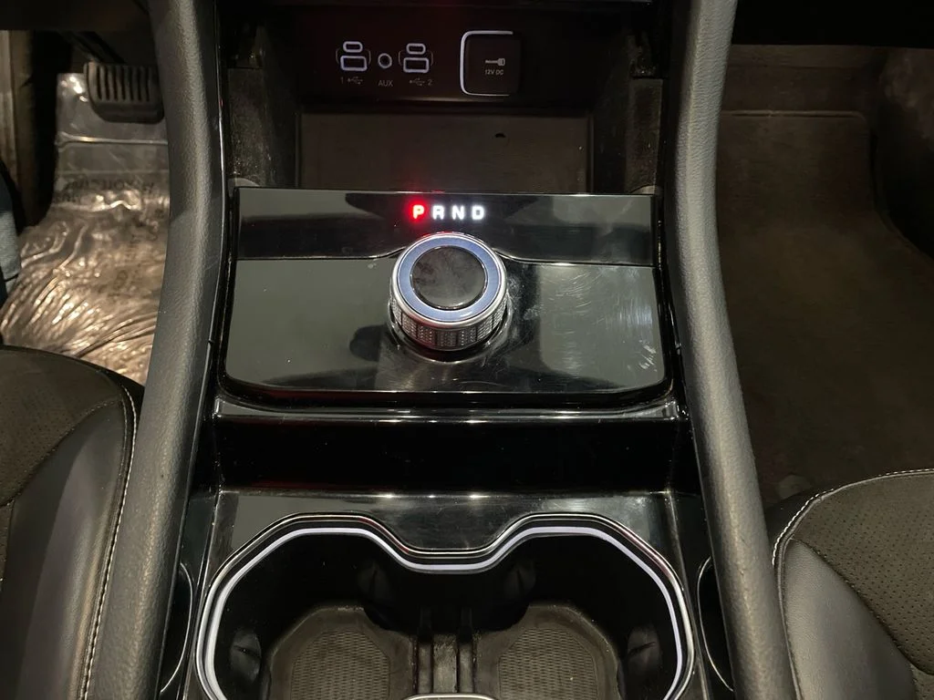 Used 2021 Silver Zynith Jeep Altitude image 21
