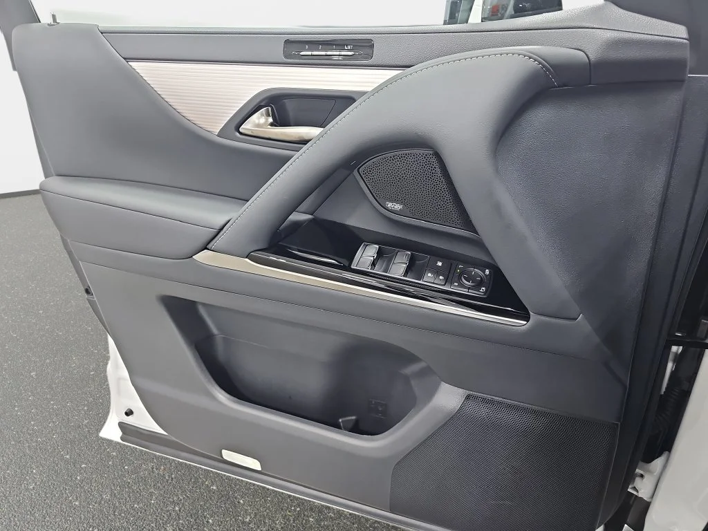 New 2026 Ultra White Lexus F SPORT HANDLING image 26