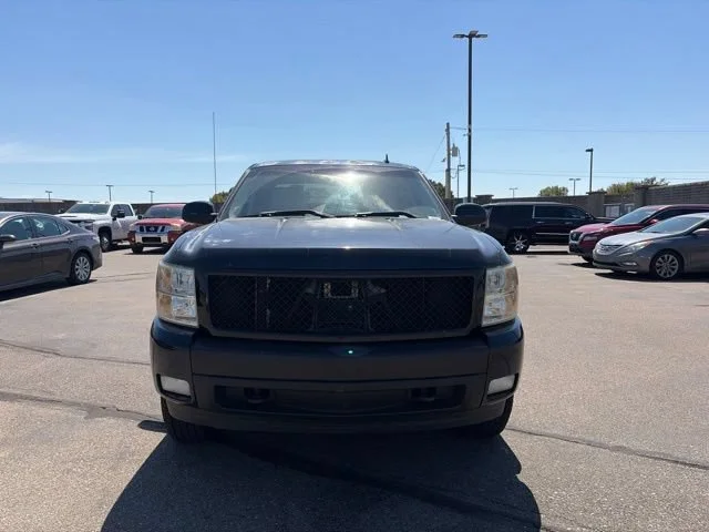 Used 2007 Chevrolet Silverado 1500 LTZ with VIN 1GCEK19077Z537284 for sale in Wichita, KS