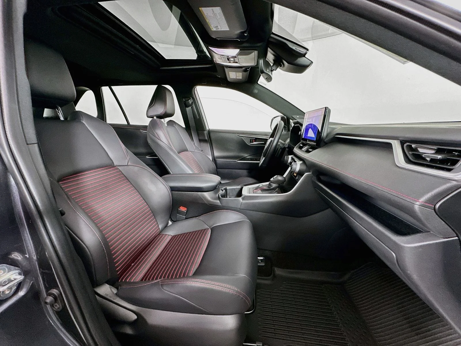 Used 2025 Midnight Black Metallic Toyota XSE image 30