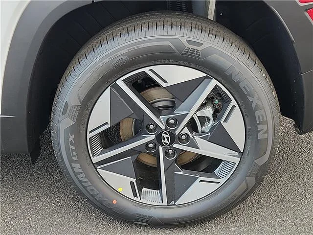 New 2026 Creamy White Pearl Hyundai SEL image 7
