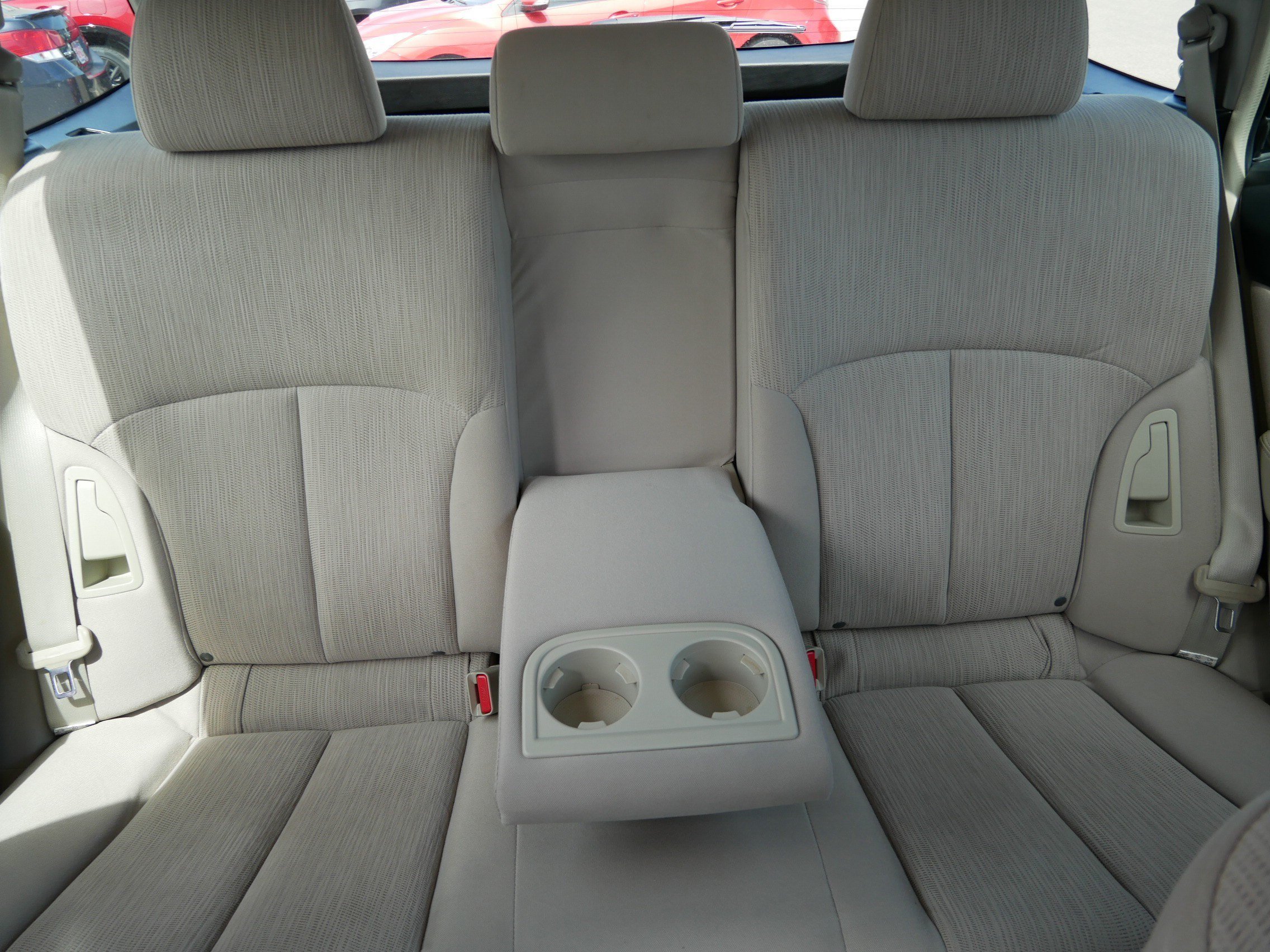 Used 2013 Satin White Pearl Subaru 2.5i Premium image 13