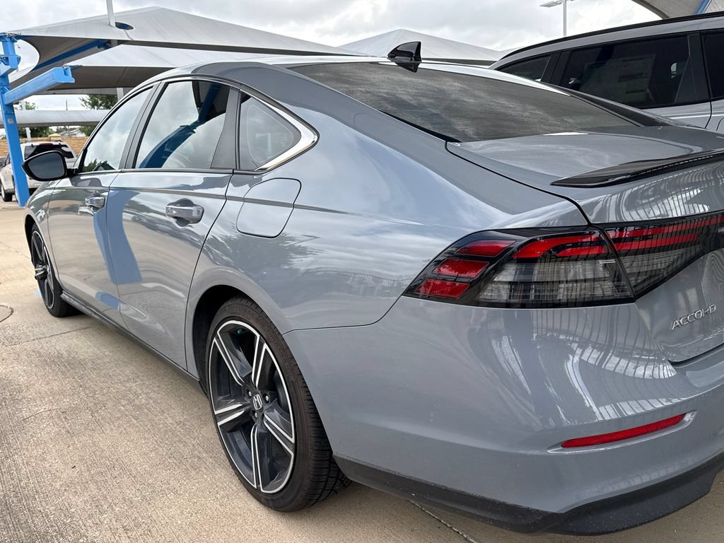 2023 Honda Accord Hybrid Sport - Photo 19