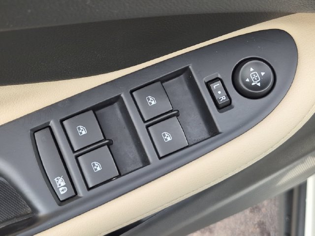 Used 2020 White Buick Essence image 11