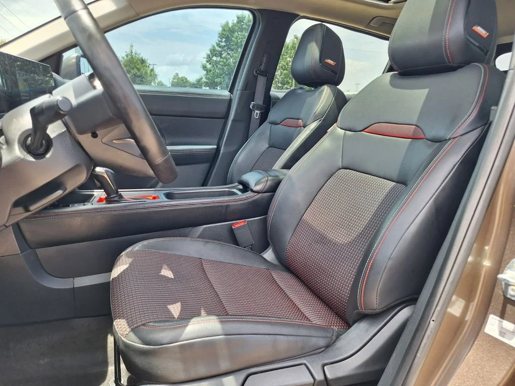 Certified Used 2025 Brown Nissan SR image 22