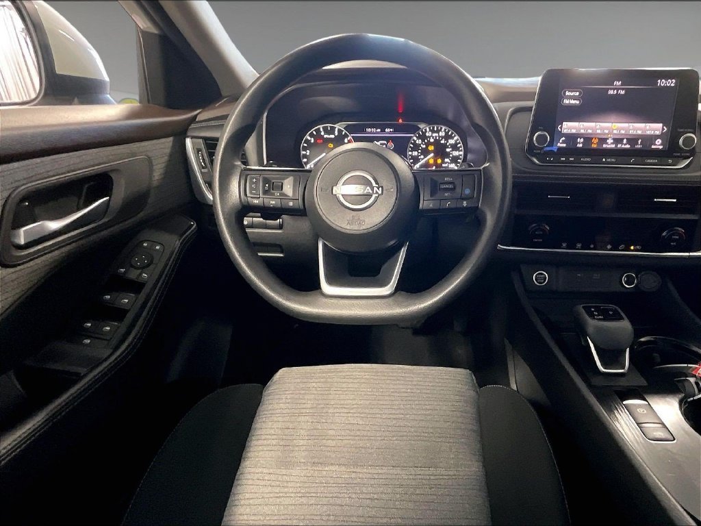 Used 2023 White Nissan SV image 16