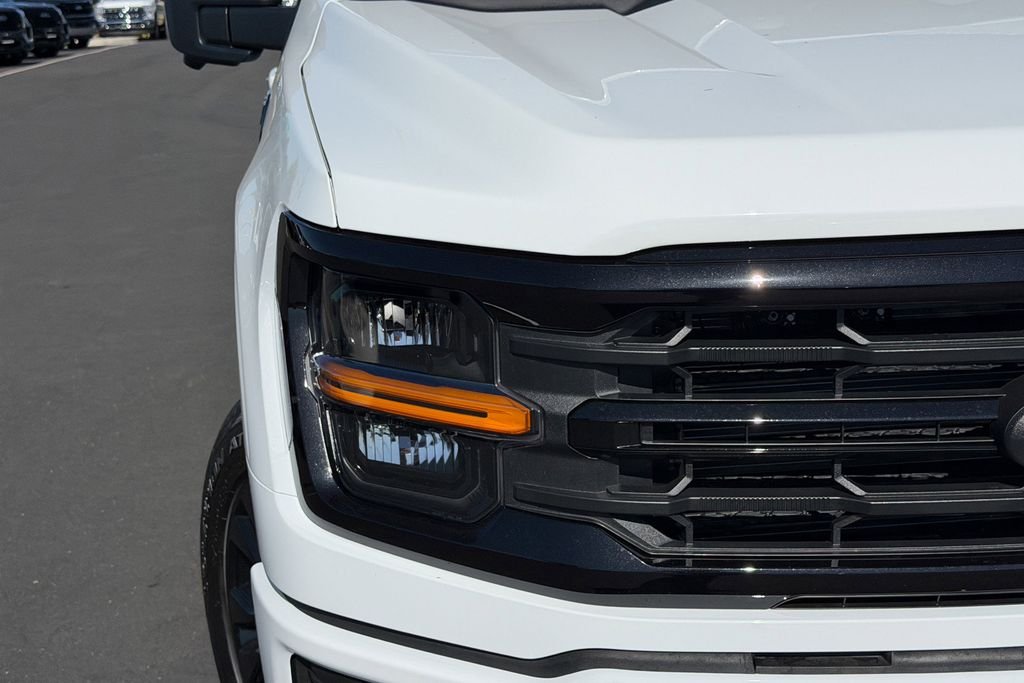 New 2026 White Ford XLT image 4