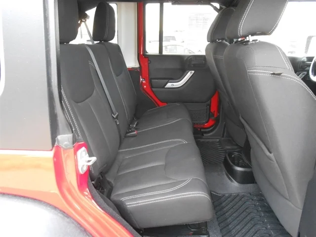Used 2014 Flame Red JEEP Sahara image 6