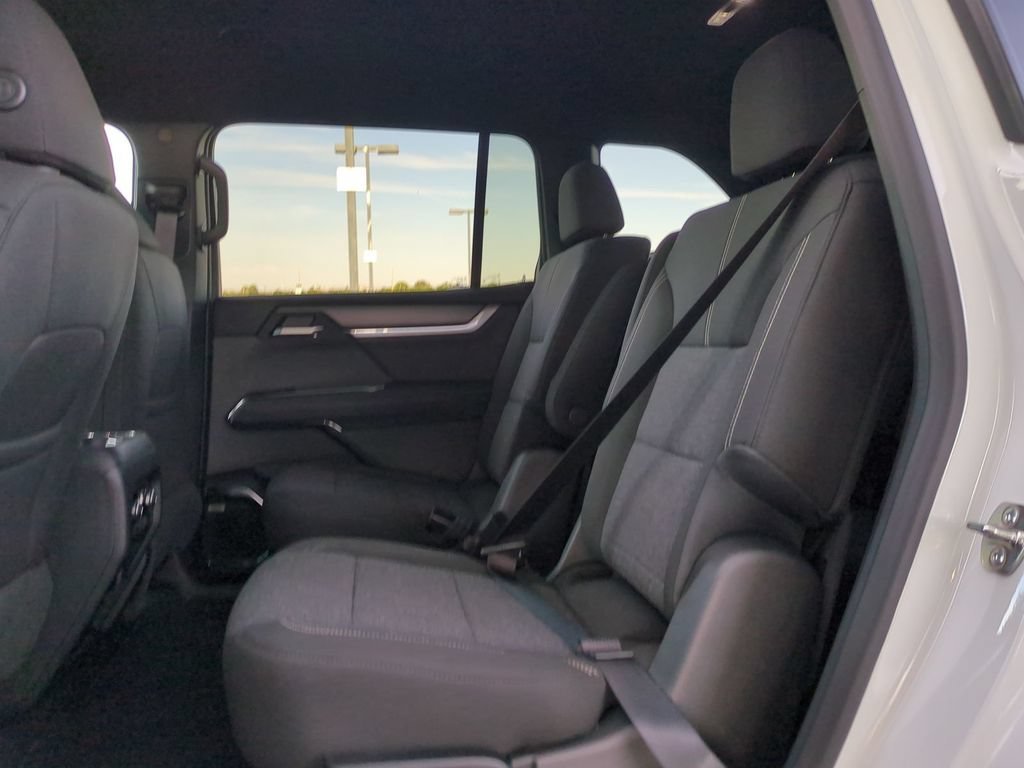 2026 GMC Acadia Elevation - Photo 25