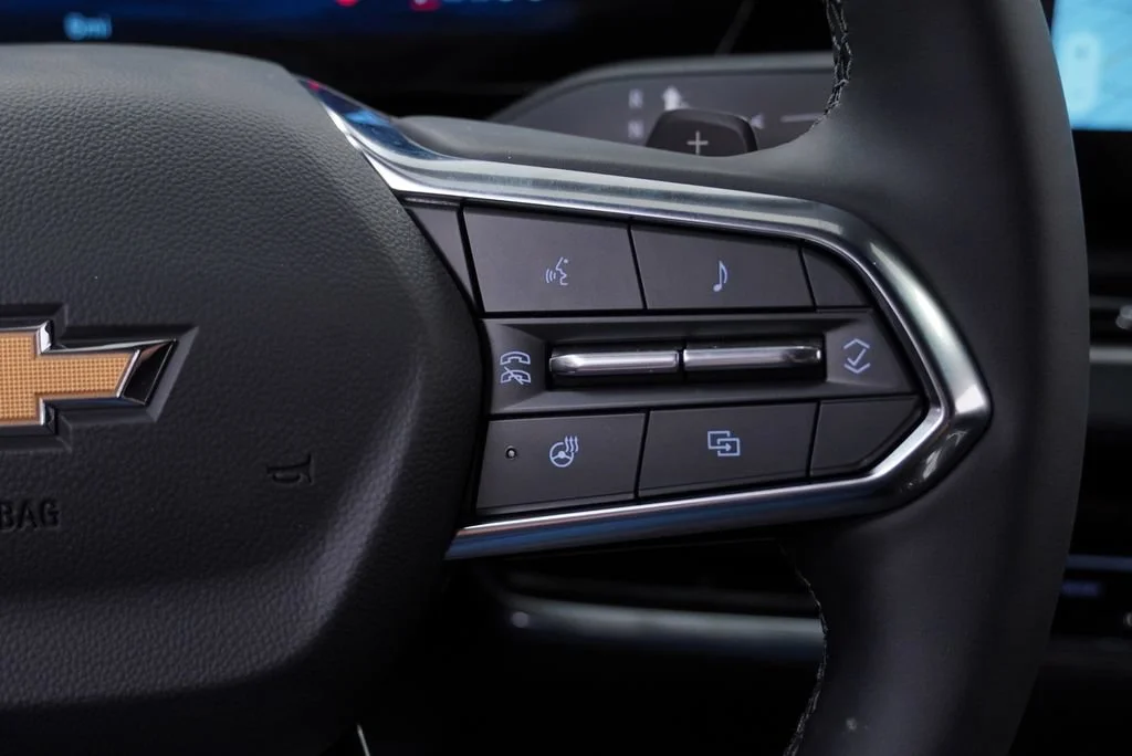 2027 Chevrolet Equinox LT - Photo 21