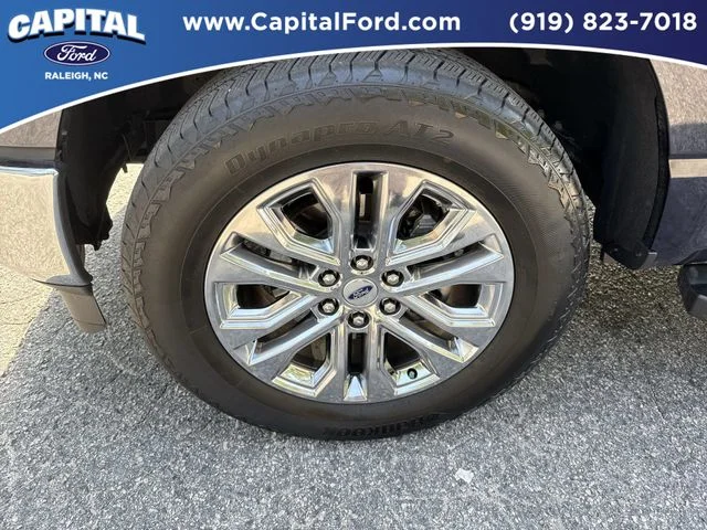 Used 2025 Blue Ford Lariat image 13