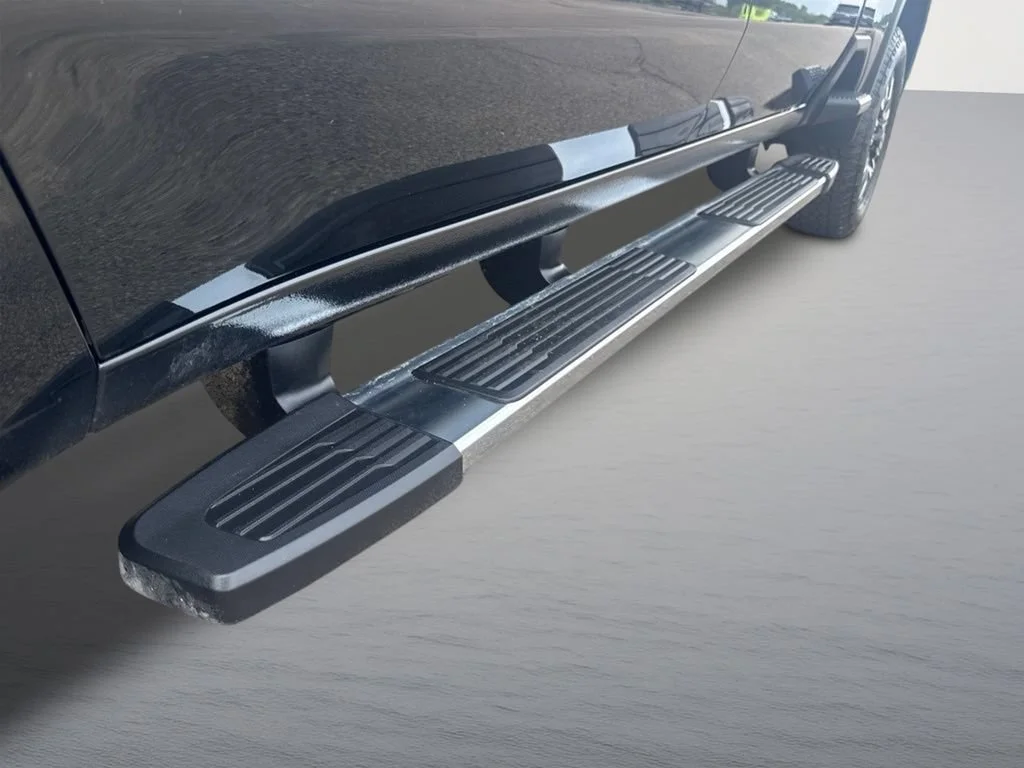 Used 2025 Onyx Black GMC Denali image 46