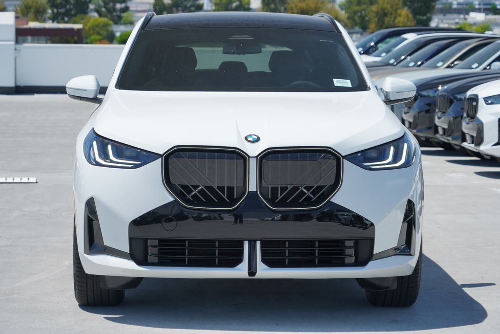 New 2026 Alpine White BMW 30 xDrive image 2