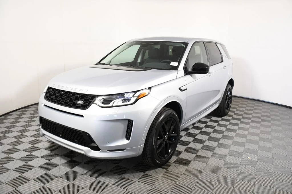 2025 Land Rover Discovery Sport 2.0 S's photo
