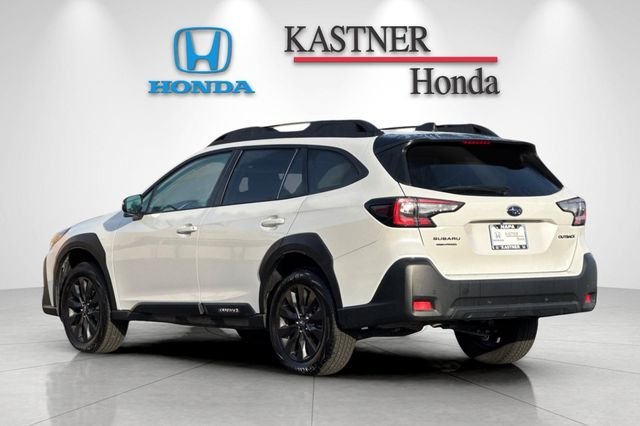 Used 2025 White Subaru Onyx Edition image 7