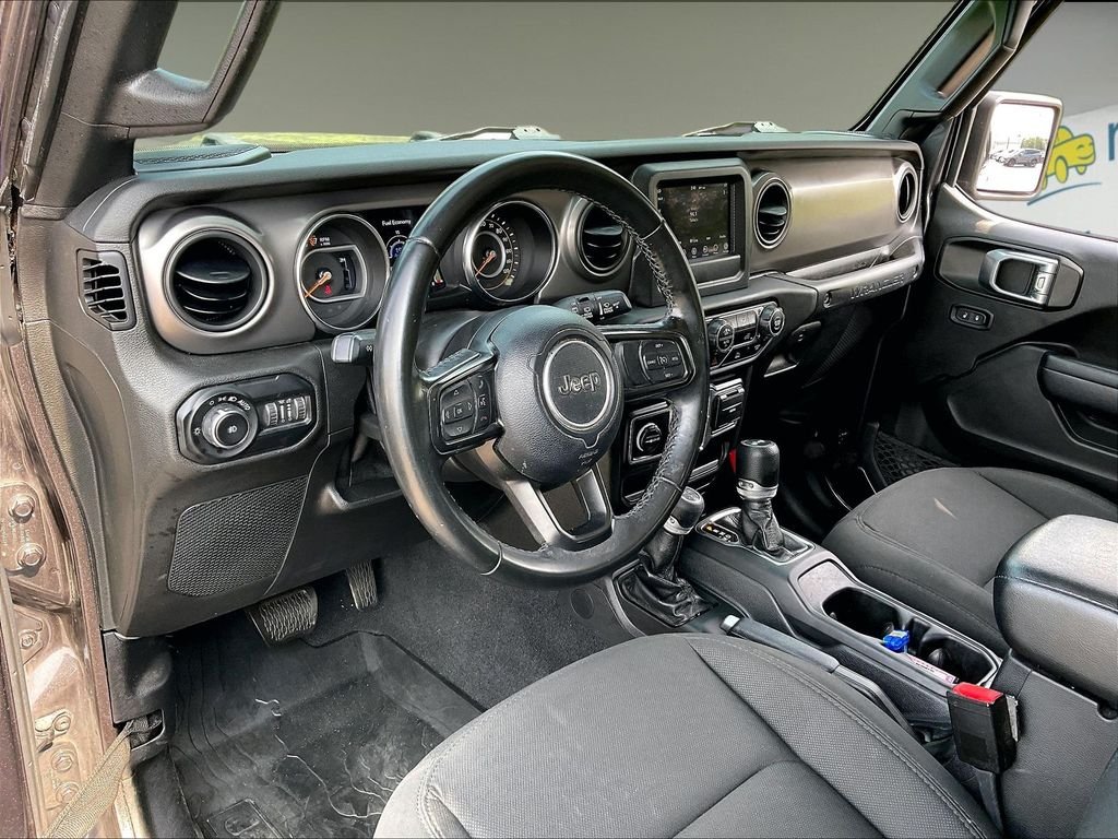 Used 2021 Granite Crystal Metallic Clearcoat Jeep Unlimited Sport S image 8