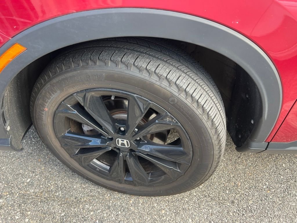 Used 2025 Red Honda Sport Touring image 3
